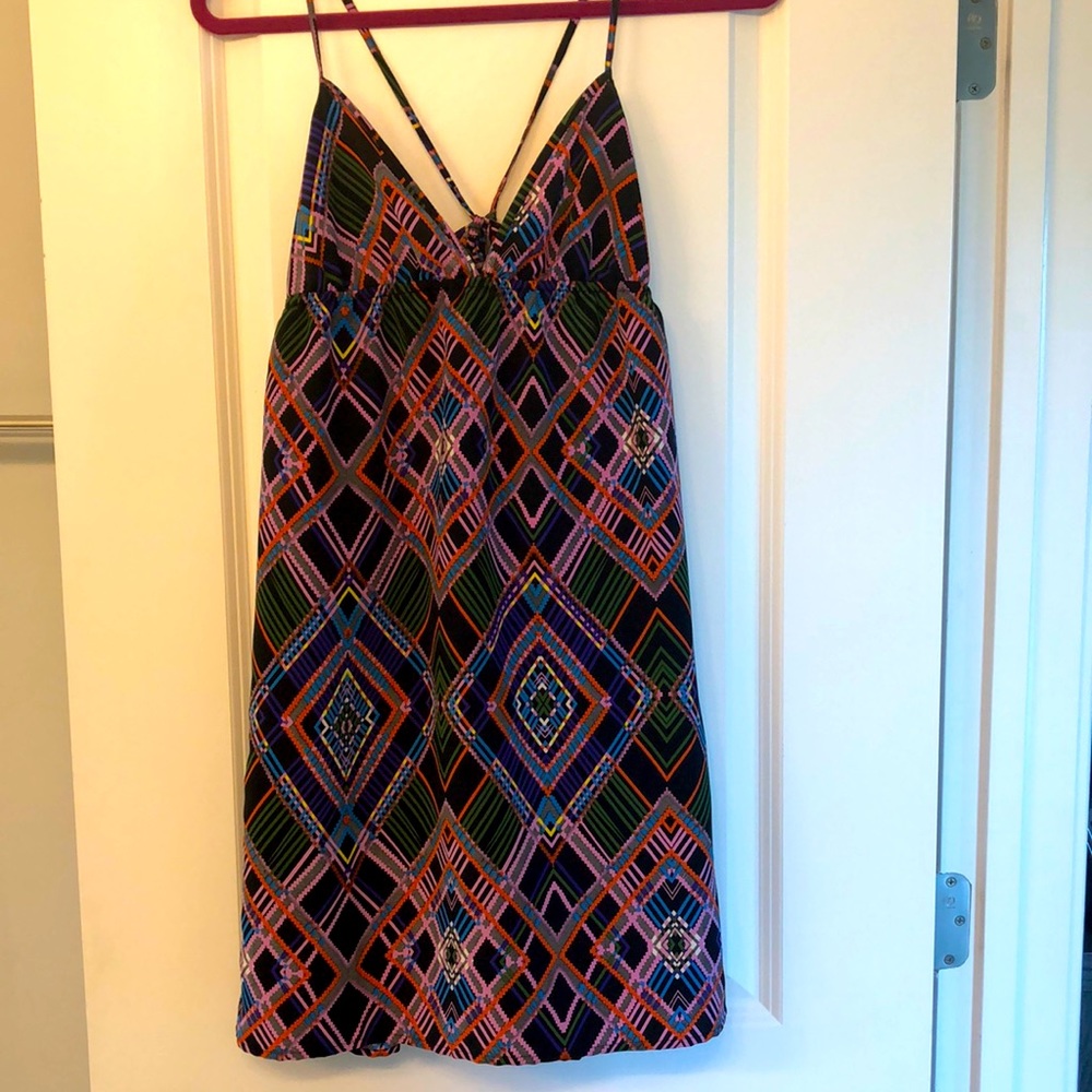 Lux patterned criss cross back dress